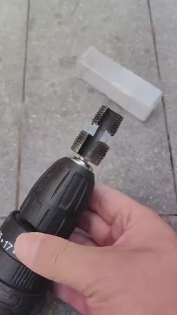 Komplet za Narezivanje Navoja na PVC Cijevi