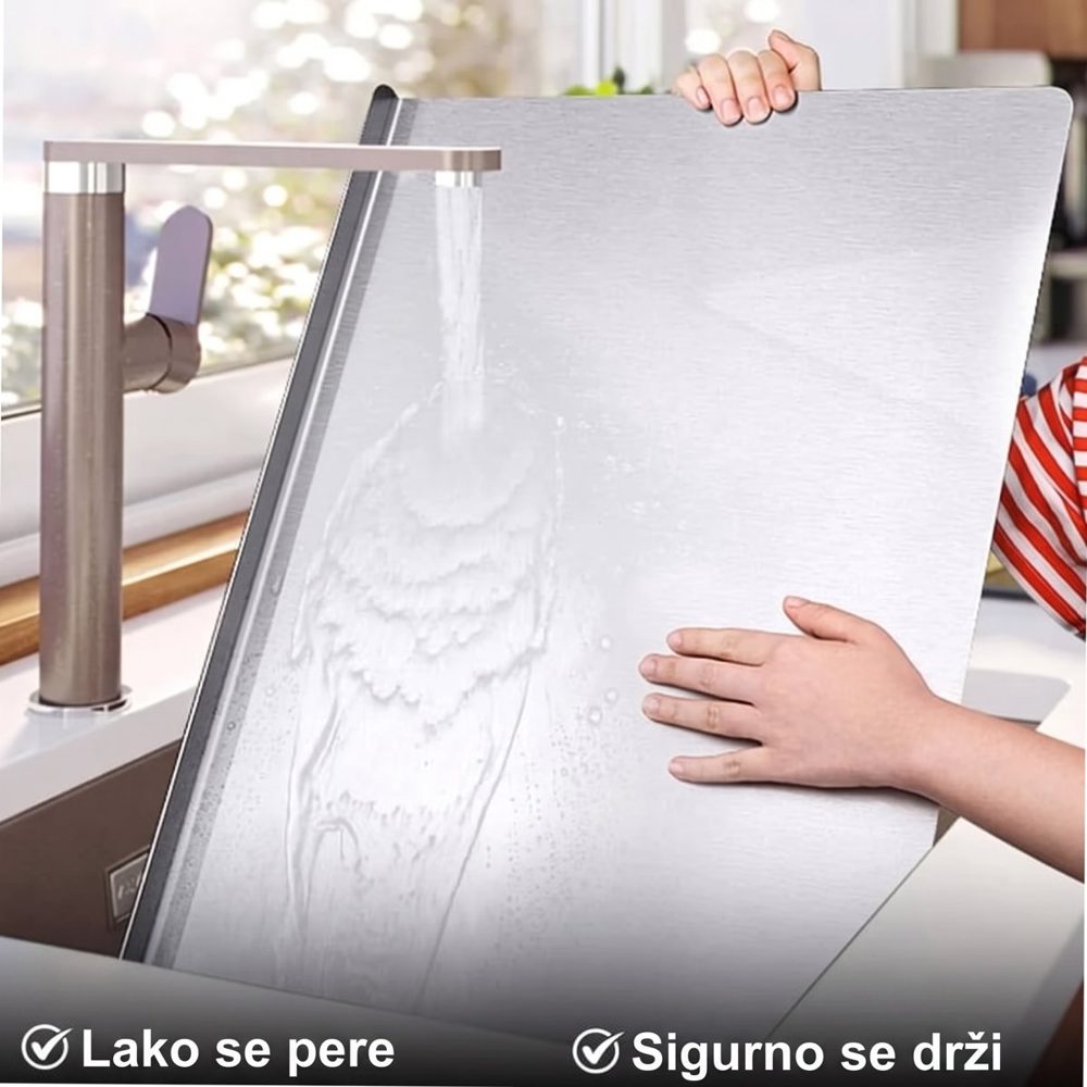 Pranje daske pod česmom